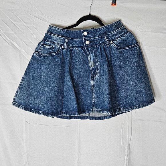 Scoop Dresses & Skirts - Cute SCOOP Women's Denim Mini Skirt w/Double Waistband - Size 8 - NWT